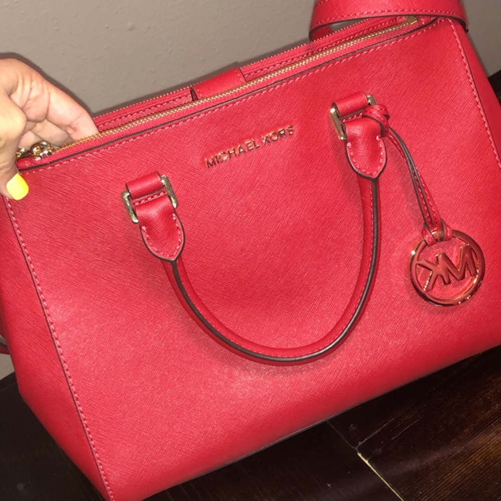 MK purse authentic